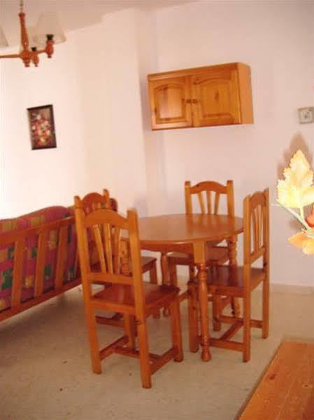 Hostal Villa Mercedes Chipiona Exterior photo